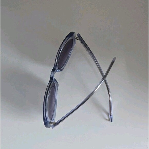 Thierry Mugler Vintage Futuristic Cateye unisex Sunglasses TR 201403 In Crystal main image 4